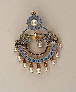 Brooch