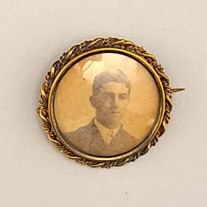 Brooch by Unknown