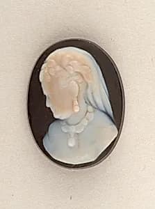 Cameo by Unknown
