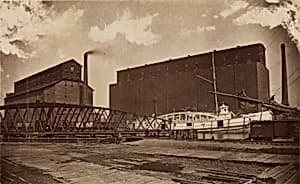 Chicago Grain Elevater by Unidentified