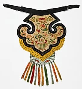 Collar by Unknown