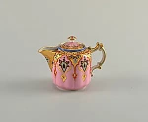 Creamer by Kuznetsoff Pottery, founded 1810