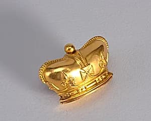 Crown-shaped matchsafe by Unknown