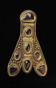 Fibula, X-shaped by Unidentified
