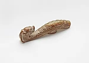 Garment hook (<em>daigou</em>) by Unknown
