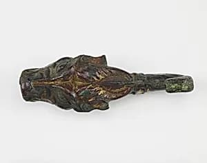 Garment hook (<em>daigou</em>) by Unknown
