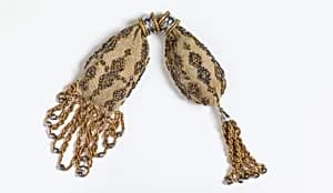 Miser's purse by Unknown
