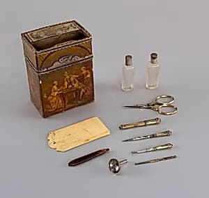 necessaire by Unknown