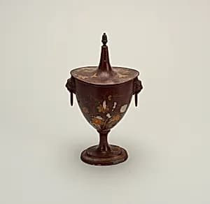 Pair of urns by Unknown