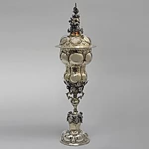 Standing Cup