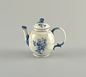 Teapot (Théière) by Bourg-la-Reine Porcelain Factory, French, ca. 1773 – 1805