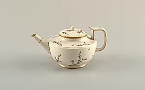 Teapot (Théière) by Lille Porcelain Manufactory, French, established by ca. 1711