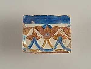 Tile/tile fragment by Unknown