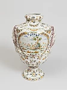 Urn