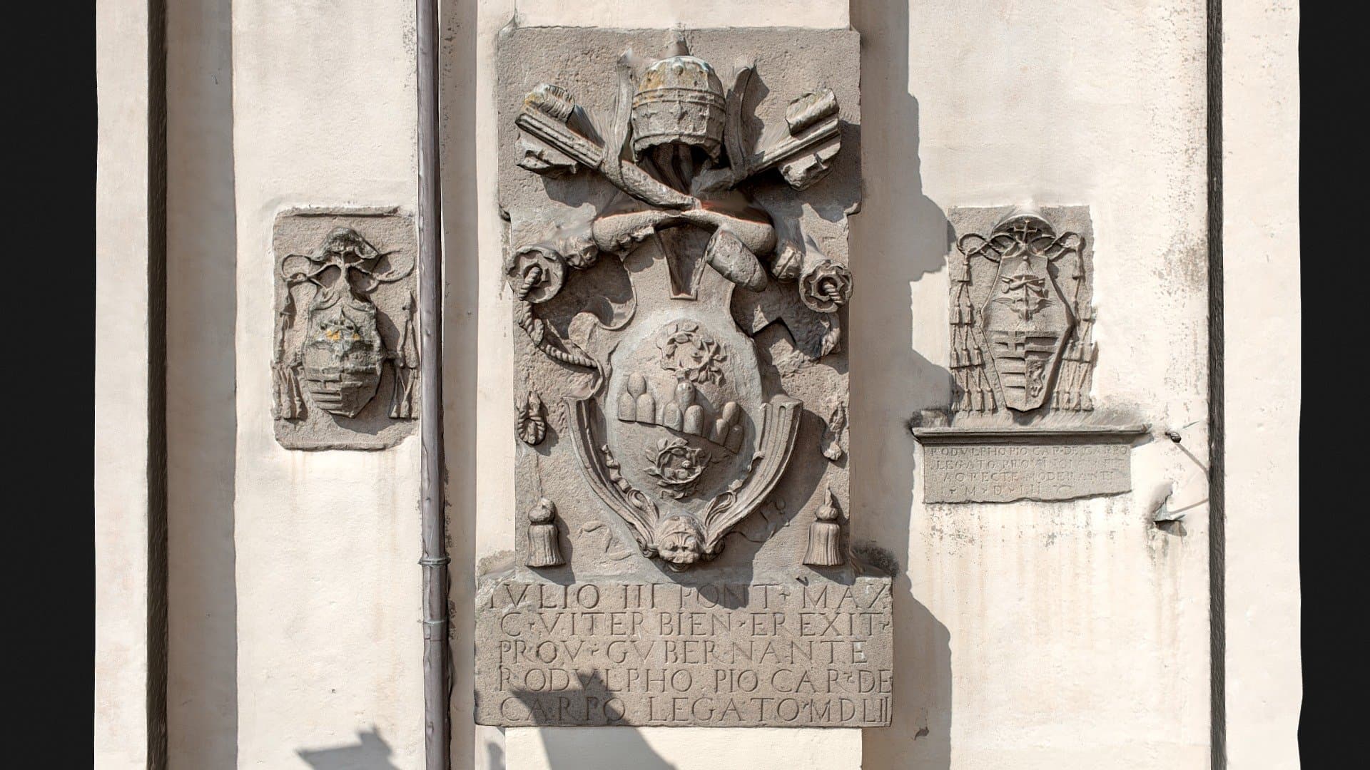 Stemma Papa Giulio III a.D.1552 (Viterbo)