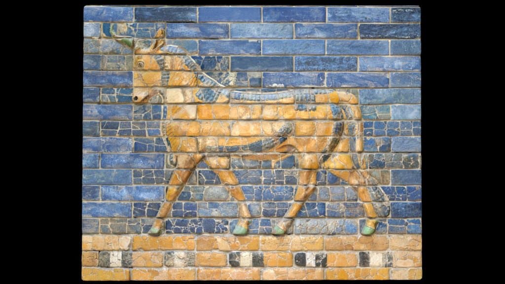 Ishtar gate of Babylon [detail, auroch]